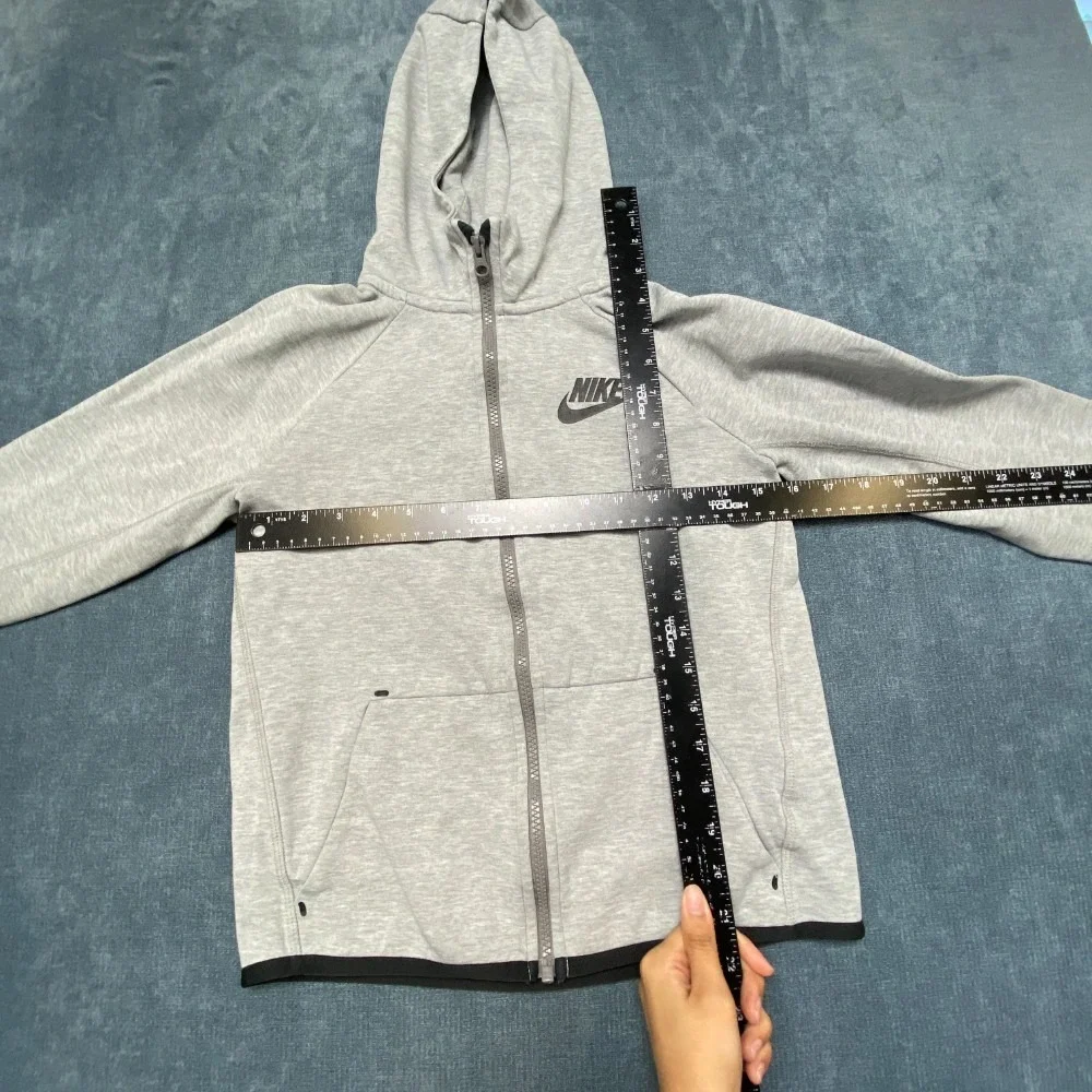 Nike Hoodie Mens Medium Gray Swoosh Logo Full Zip Raglan Sleeve Performance